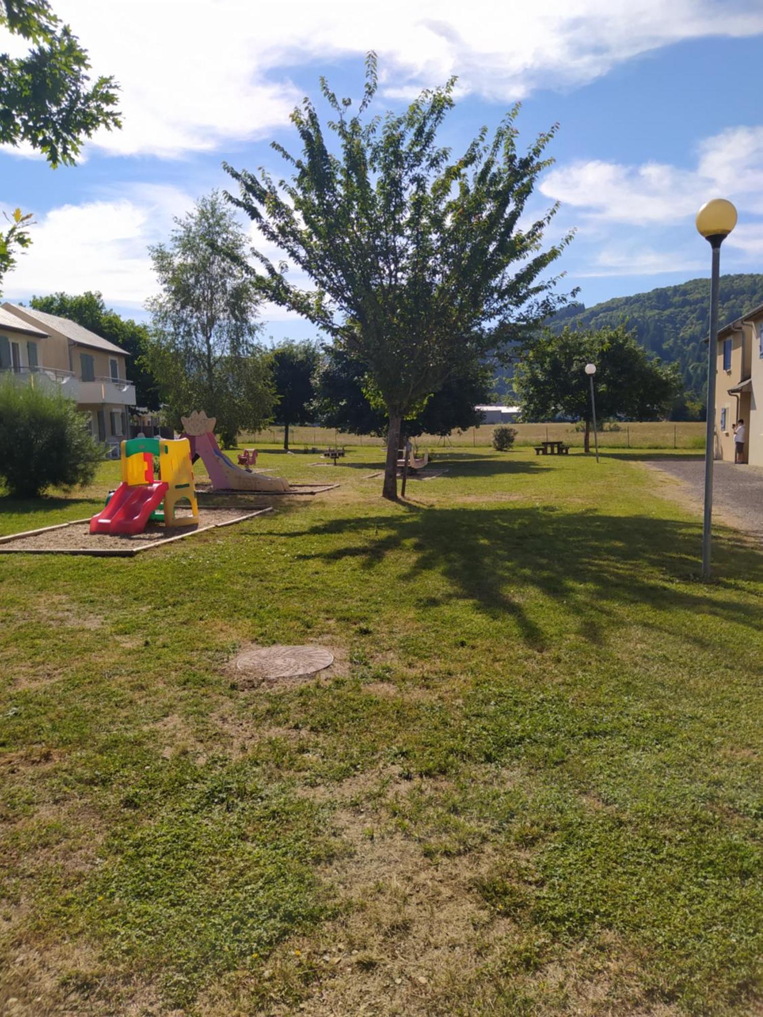 Apartmán Goelia34 Saint-Geniez-dʼOlt Exteriér fotografie